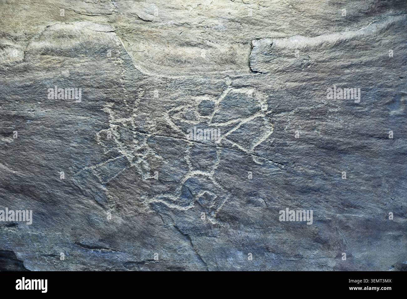 Petroglifi. figure di arcieri. Cultura Tashtyk. 1,5 mila anni fa Foto Stock