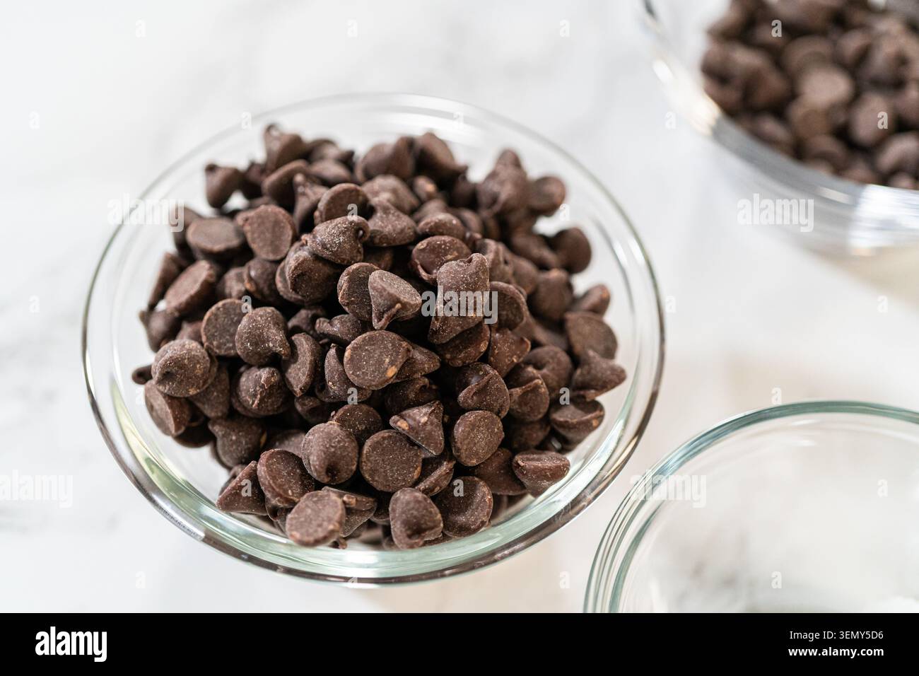 Ricca glassa di cioccolato reale per la decorazione Foto Stock