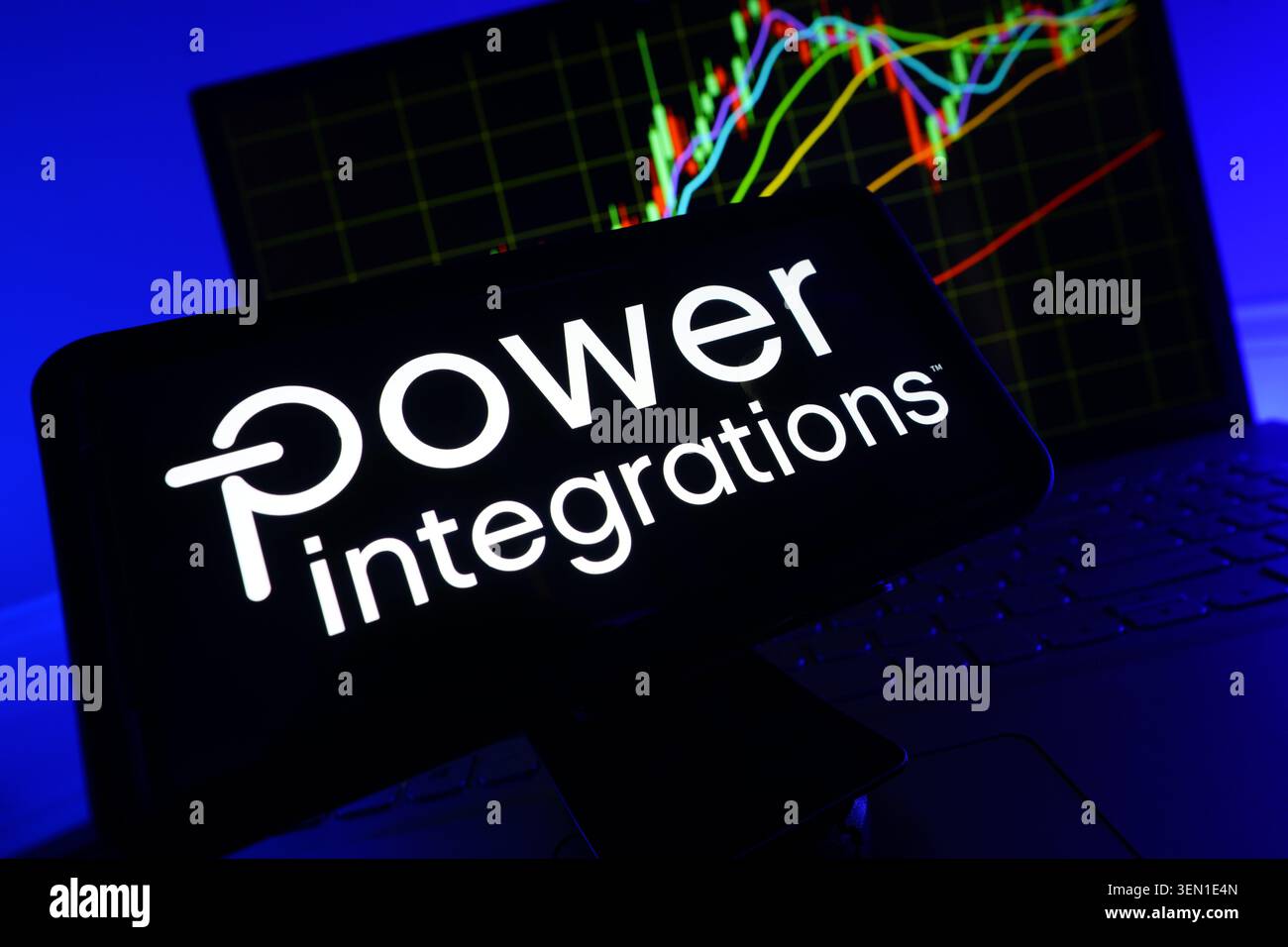 Power Integrations azienda leader nel settore dei semiconduttori americana specializzata nel logo dei circuiti integrati per la conversione energetica efficiente sui telefoni cellulari Foto Stock