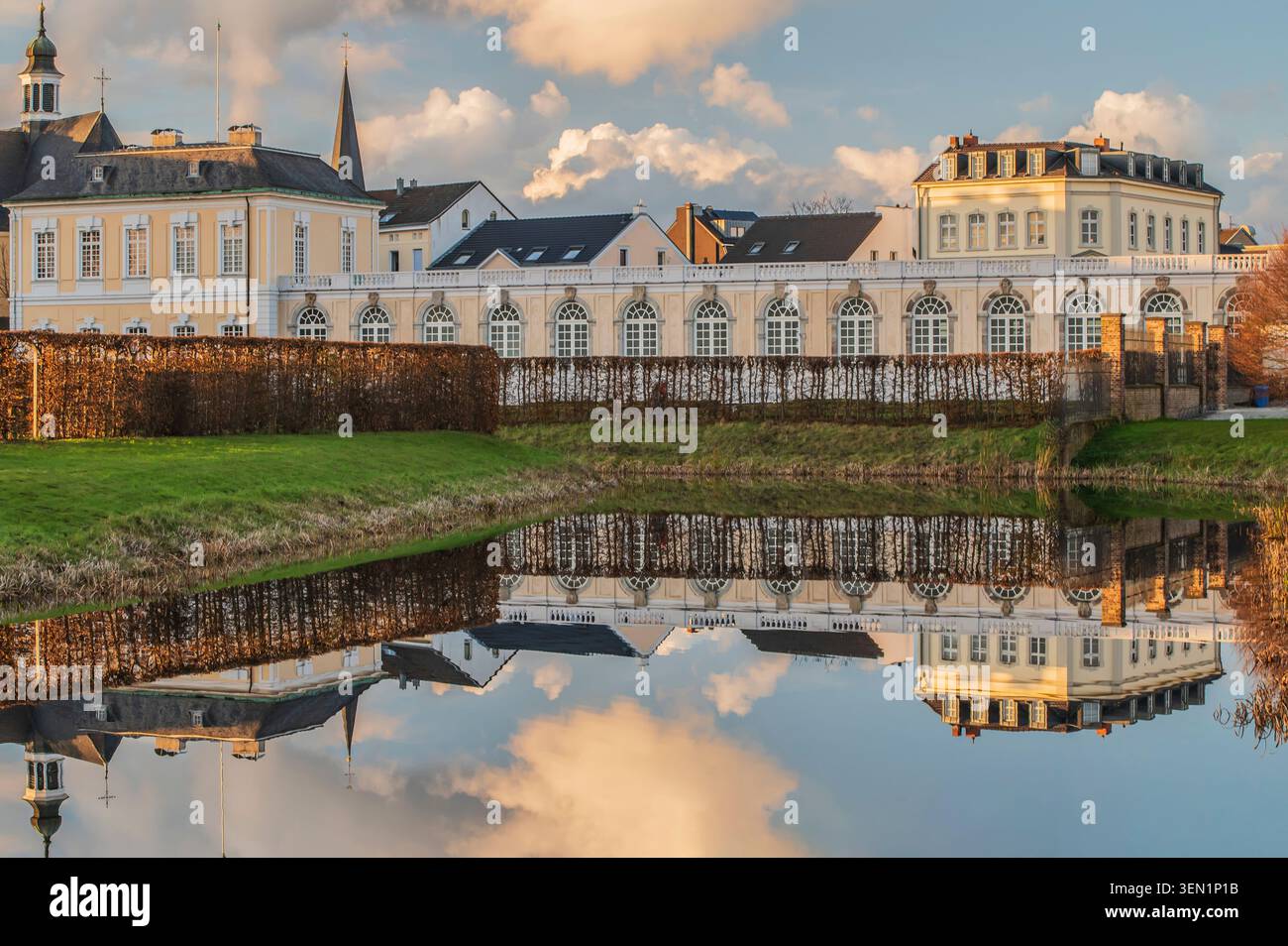 La riflessione in Stagno Foto Stock