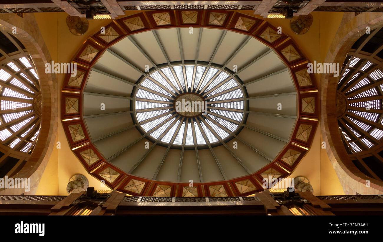 Dettaglio soffitto del Palazzo Bellas Artes. Città del Messico, Messico. Foto Stock