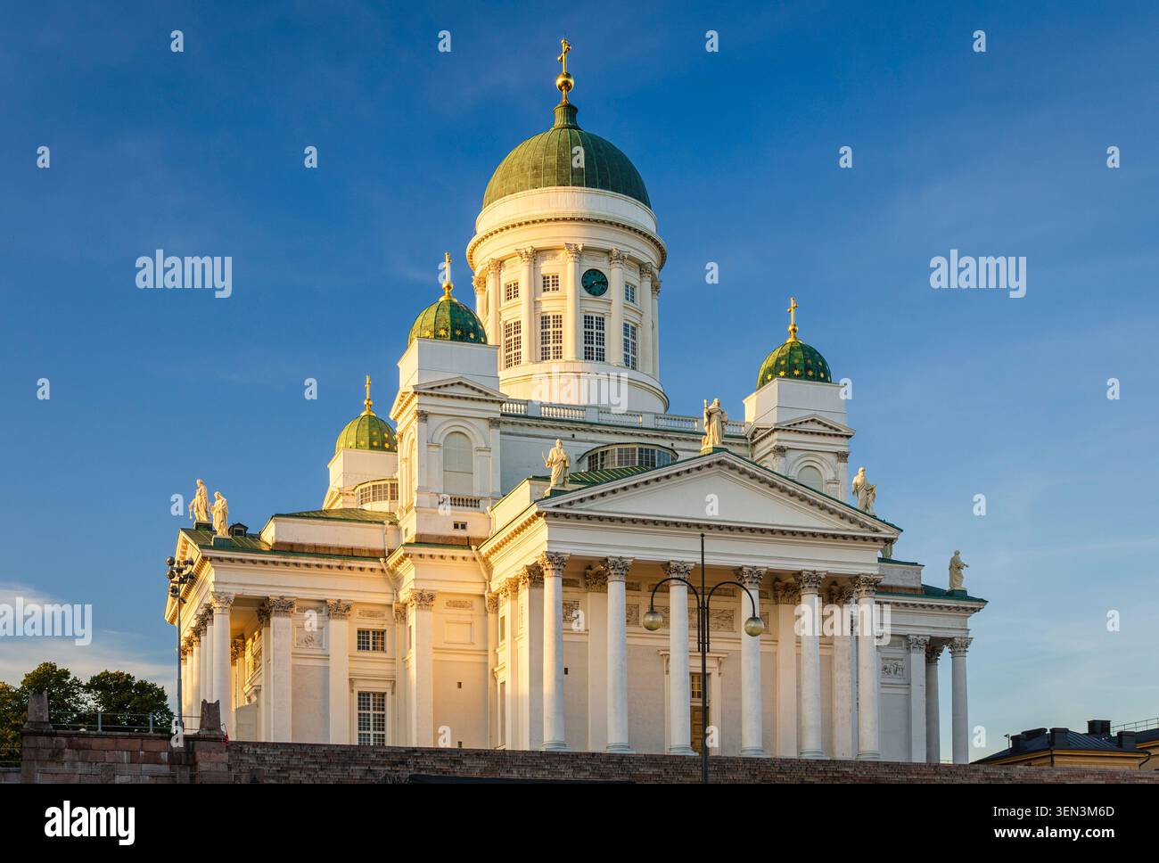 Cattedrale luterana di Helsinki alla luce della sera, Finlandia Foto Stock