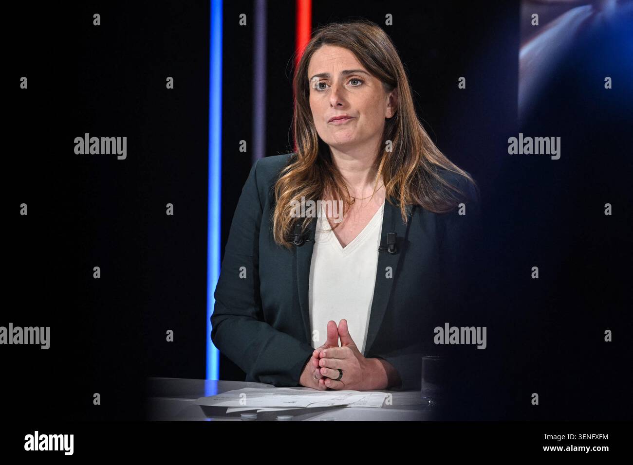 Parigi, Francia. 10 giugno 2026. Partito ecologista francese il segretario nazionale ecologista Marine Tondelier presente al News Special TV Show le Forum BFMTV - Autorite, giustizia: Quelles reponse au fiasco ? A Parigi, in Francia, il 10 giugno 2026. Foto di Firas Abdullah/ABACAPRESS.COM credito: Abaca Press/Alamy Live News Foto Stock