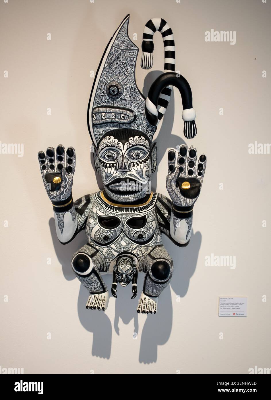 Maschera d'arte popolare in mostra a Casa Montejo a Merida, Yucatan, Messico Foto Stock