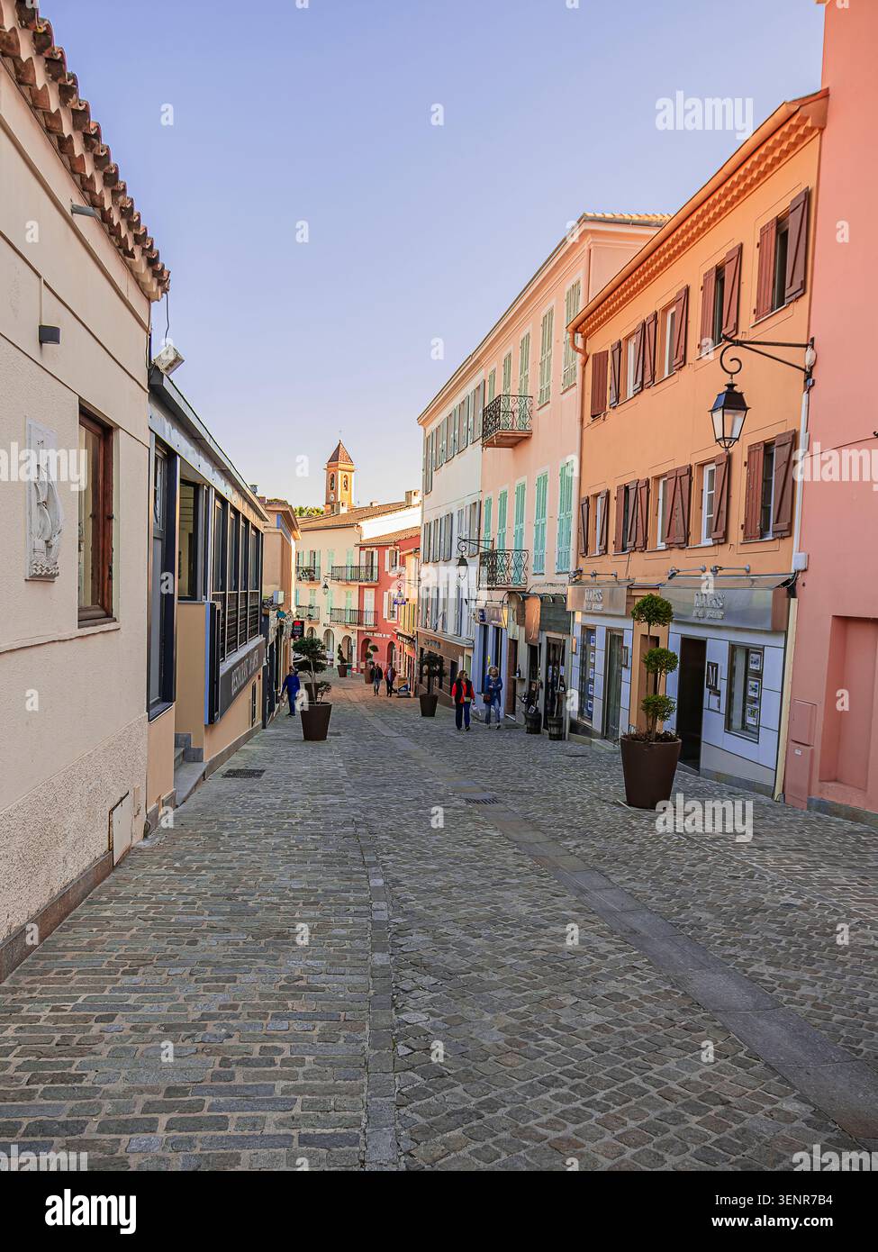 Vicolo del centro storico di Saint Jean Cap Ferrat sulla Costa Azzurra Foto Stock