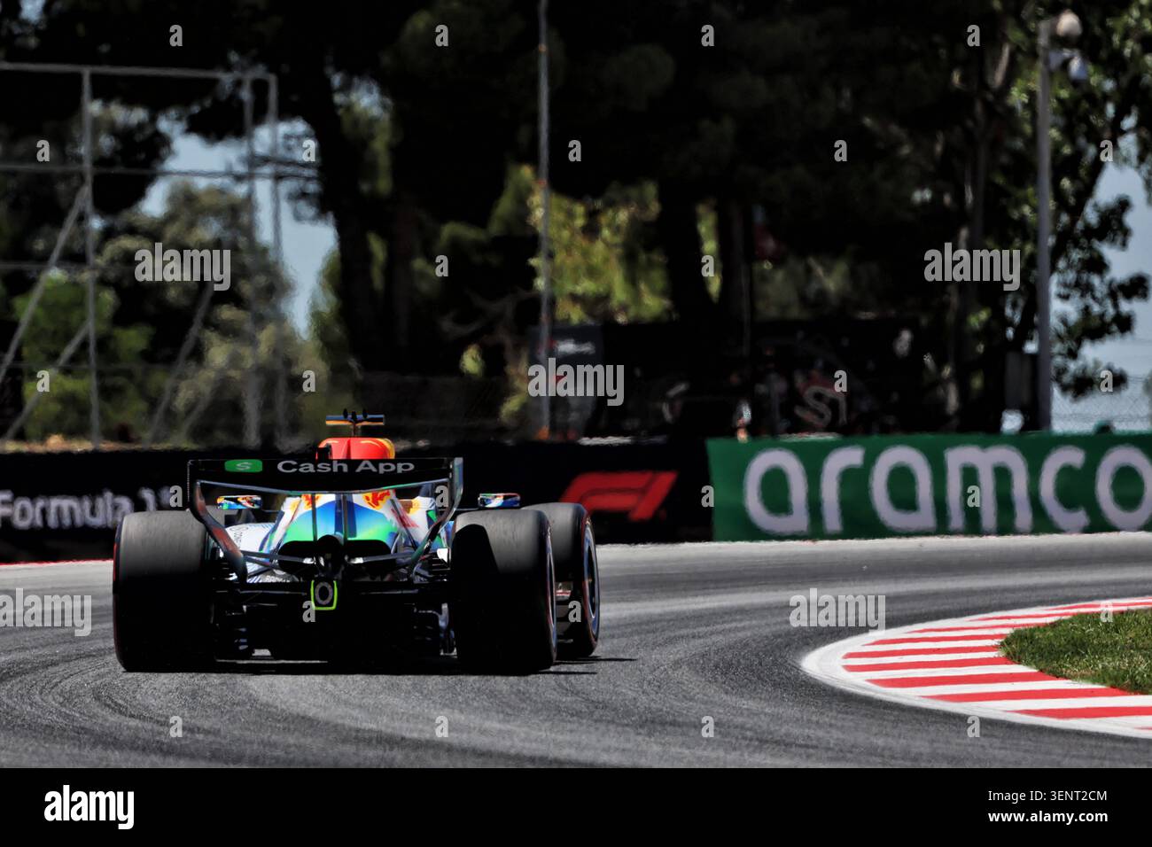 Barcellona, Spagna. 12 giugno 2026. Arvid Lindblad (GBR) Racing Bulls Formula One Team VCARB 03. 12.06.2026. Formula 1 World Championship, Rd 7, Barcelona-Catalunya Grand Prix, Barcellona, Spagna, giornata di pratica. Crediti: James Moy/Alamy Live News Foto Stock