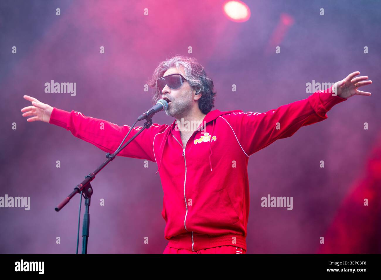 Oslo, Norvegia. 12 giugno 2026. La band norvegese di rock elettronico Datarock esegue un concerto dal vivo durante il festival musicale norvegese Piknik i Parken 2026 a Oslo. Foto Stock
