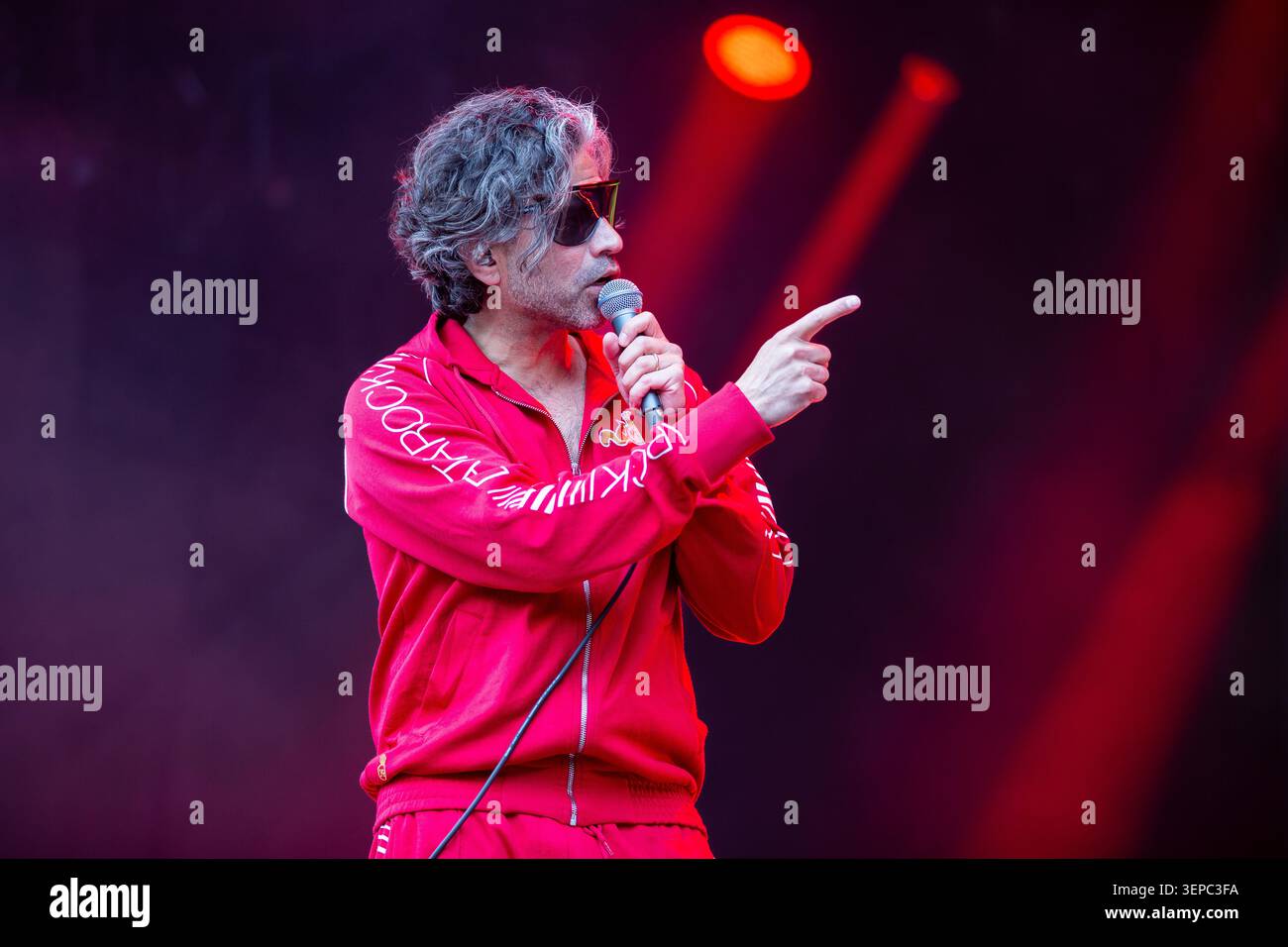 Oslo, Norvegia. 12 giugno 2026. La band norvegese di rock elettronico Datarock esegue un concerto dal vivo durante il festival musicale norvegese Piknik i Parken 2026 a Oslo. Foto Stock