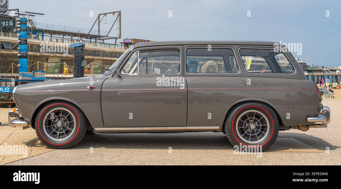 Scheveningen, Paesi Bassi, 31.05.2026, Volkswagen d'epoca tipo 3, chiamata anche variante VW 1600, al salone di auto d'epoca Foto Stock