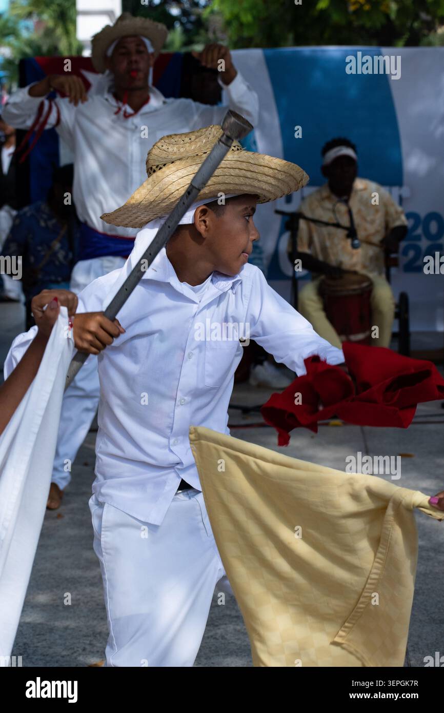 Danzatrice solista al Danzar en Casa Festival di Ciego de Ávila Foto Stock