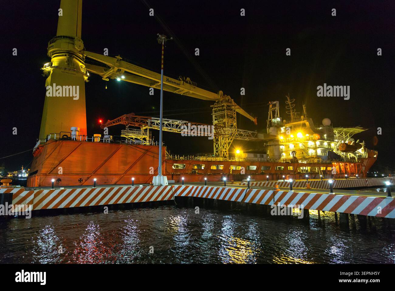 Nave di servizio industriale a piattaforme petrolifere a Veracruz, Messico Foto Stock