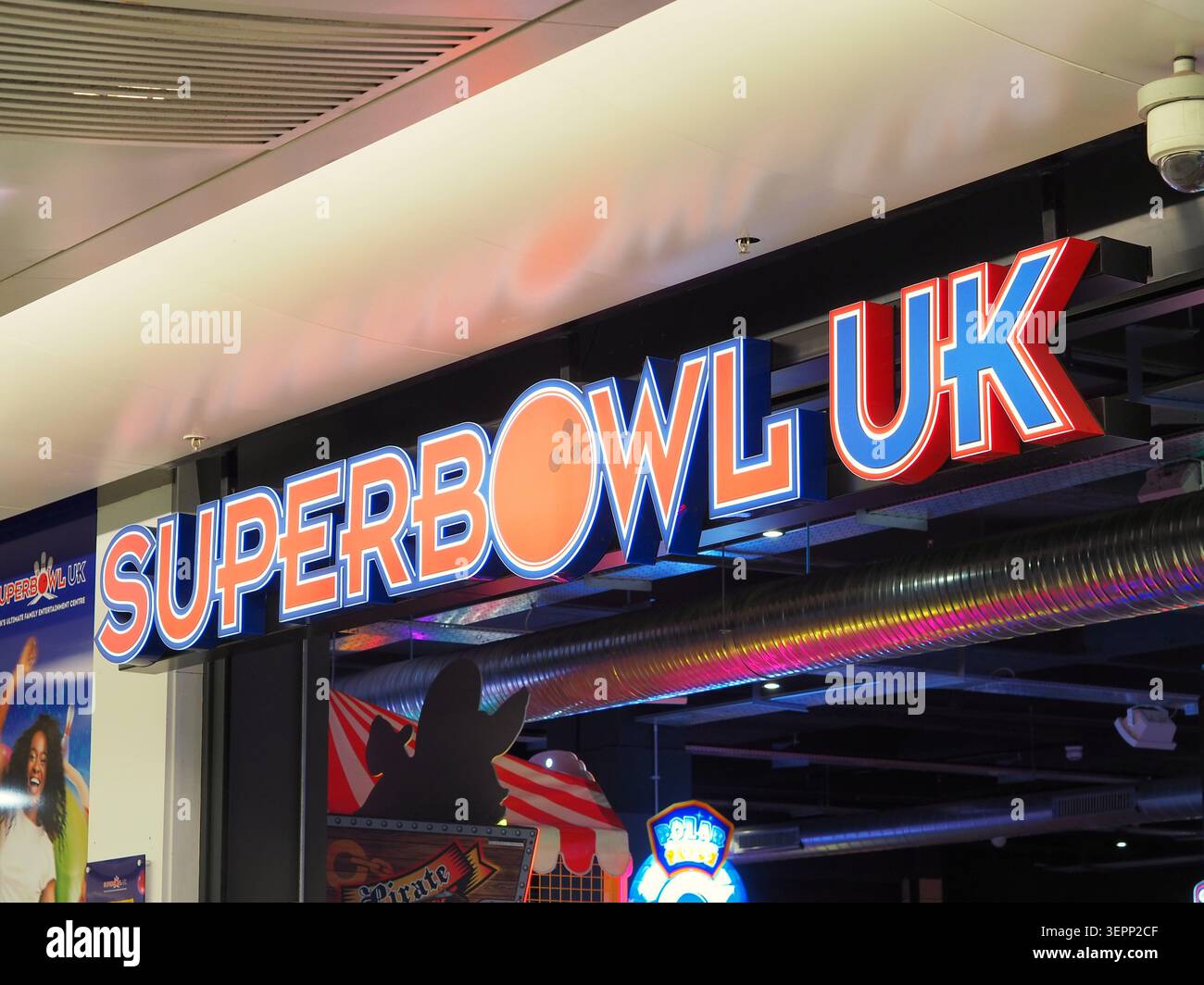 Superbowl UK, ingresso Mander Centre, Wolverhampton, Regno Unito - giugno 2026 Foto Stock