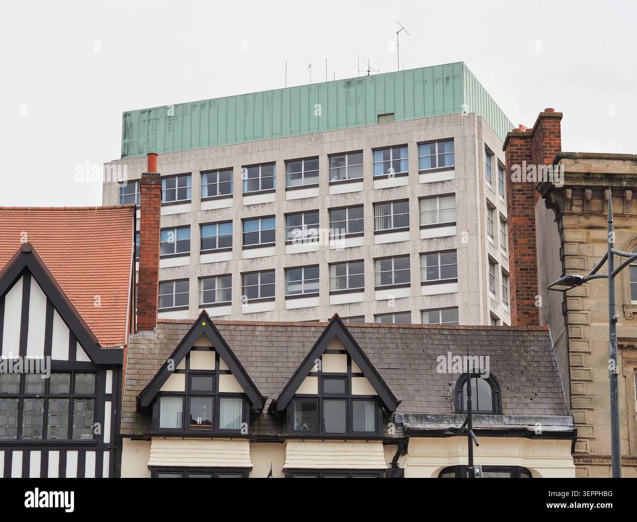 Mander House da Queen Square, Wolverhampton - giugno 2026 Foto Stock