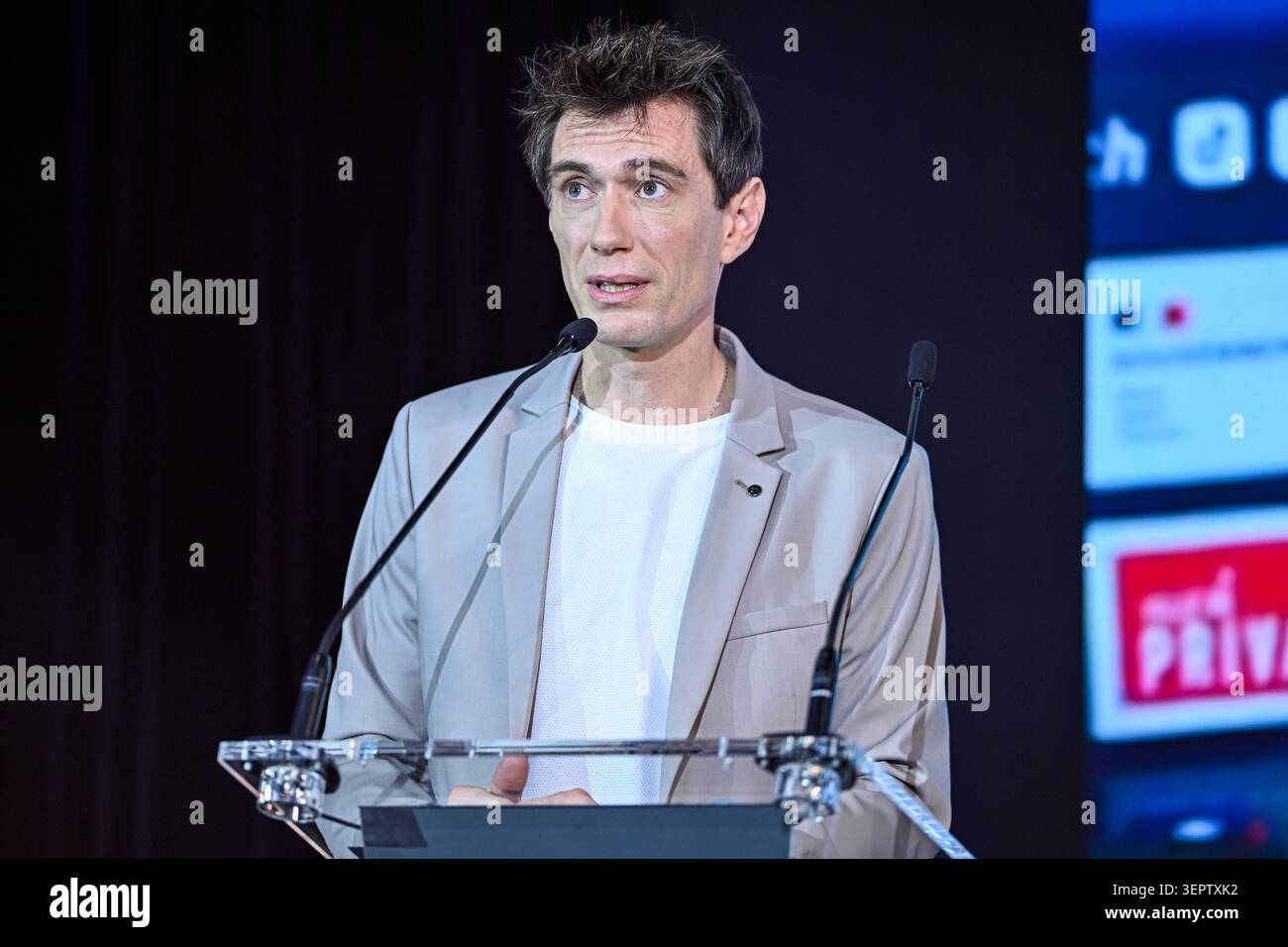 Pierre Rolland durante la cerimonia di premiazione del velo d'Or al Pavillon Gabriel il 5 dicembre 2025 a Parigi, Francia. Foto Stock