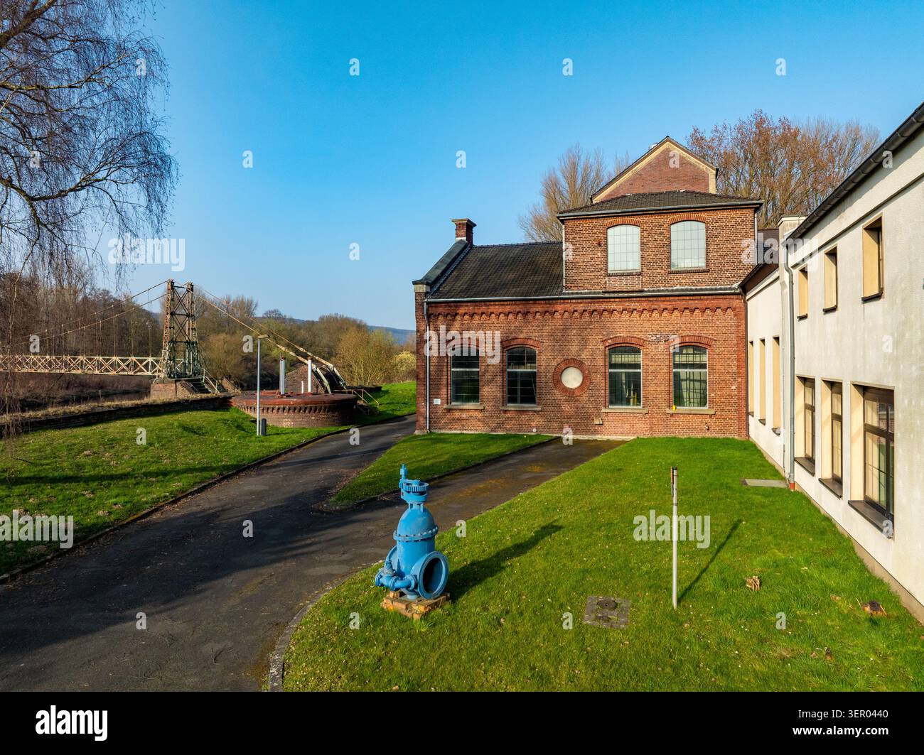 09.03.2026, Germania, Renania settentrionale-Vestfalia, Wetter an der Ruhr - Volmarstein Community Waterworks, gli acquedotti costruiti nel 1883, situati direttamente su Foto Stock