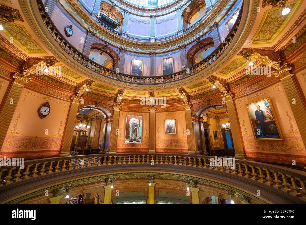 scala, scala, interno, interno, interno, capital, capitol, city, revival, state house, costituzione, libertà, legislatura, senato, senatore, michigan, Foto Stock
