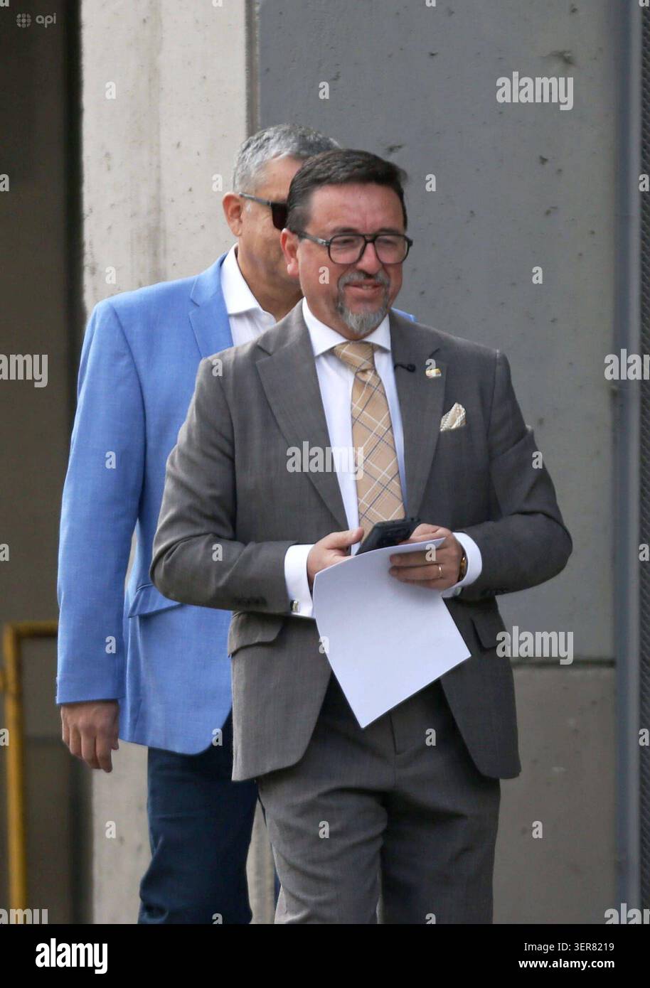 XAVIER ORDONEZ PROCURATORE UFFICIO TROLEBUS CASO Quito, mercoledì 17 giugno 2026 l'assemblea Xavier Ordonez si è recata all'Ufficio del Procuratore generale di Stato per presentare una denuncia urgente riguardante la possibile appropriazione indebita di fondi pubblici e il sovrapprezzo nel caso capitals trolleybus. Copyright foto: XAPIx Foto Stock