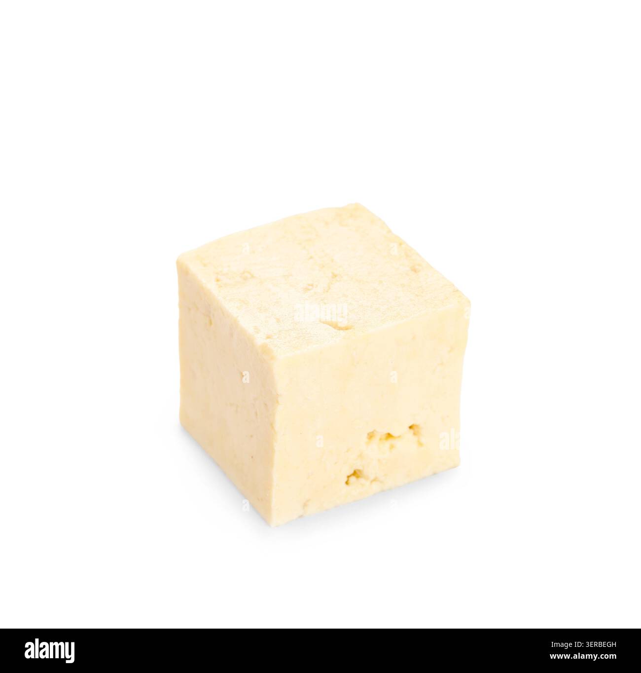 Gustoso formaggio tofu isolato su sfondo bianco Foto Stock