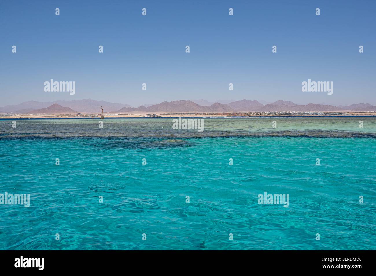 Egitto, Sharm El Sheikh, stretto di Tiran mare e costa Foto Stock