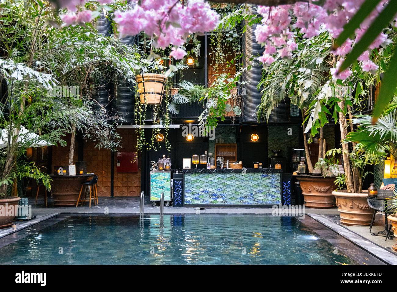 Piscina al Manon Les Suites Spa, Copenhagen, Danimarca Foto Stock