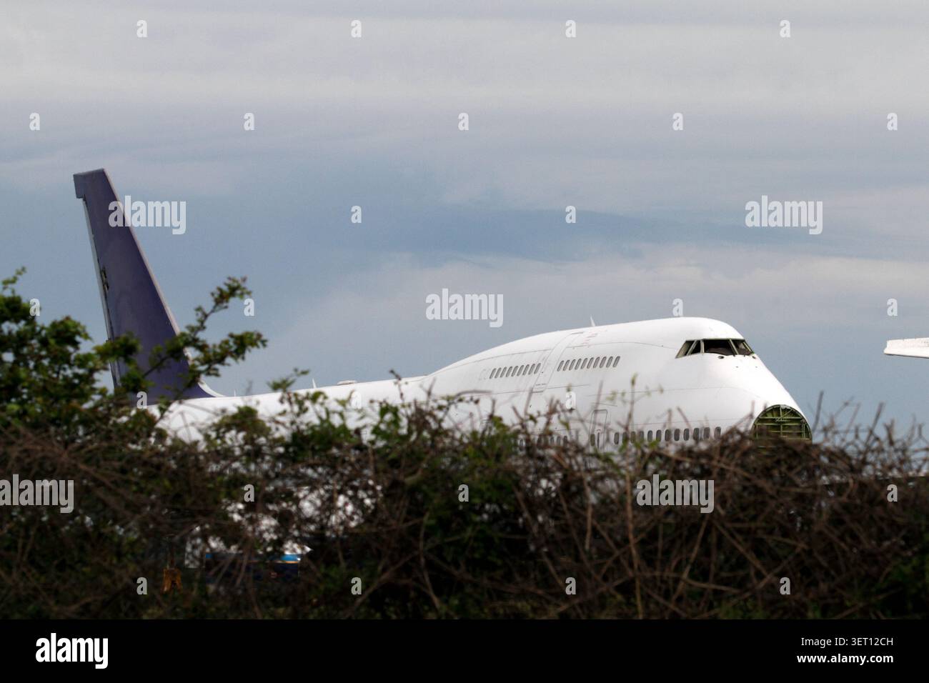 747 cimitero, deposito di rottami e demolitori di aerei, Kemble, Aeroporto di Cotswold. Essere rottamati e smontati per le parti. Foto Stock