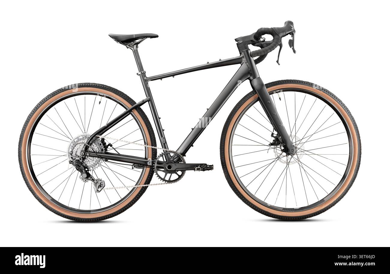Bicicletta di ghiaia scura. Vista laterale su sfondo bianco Foto Stock