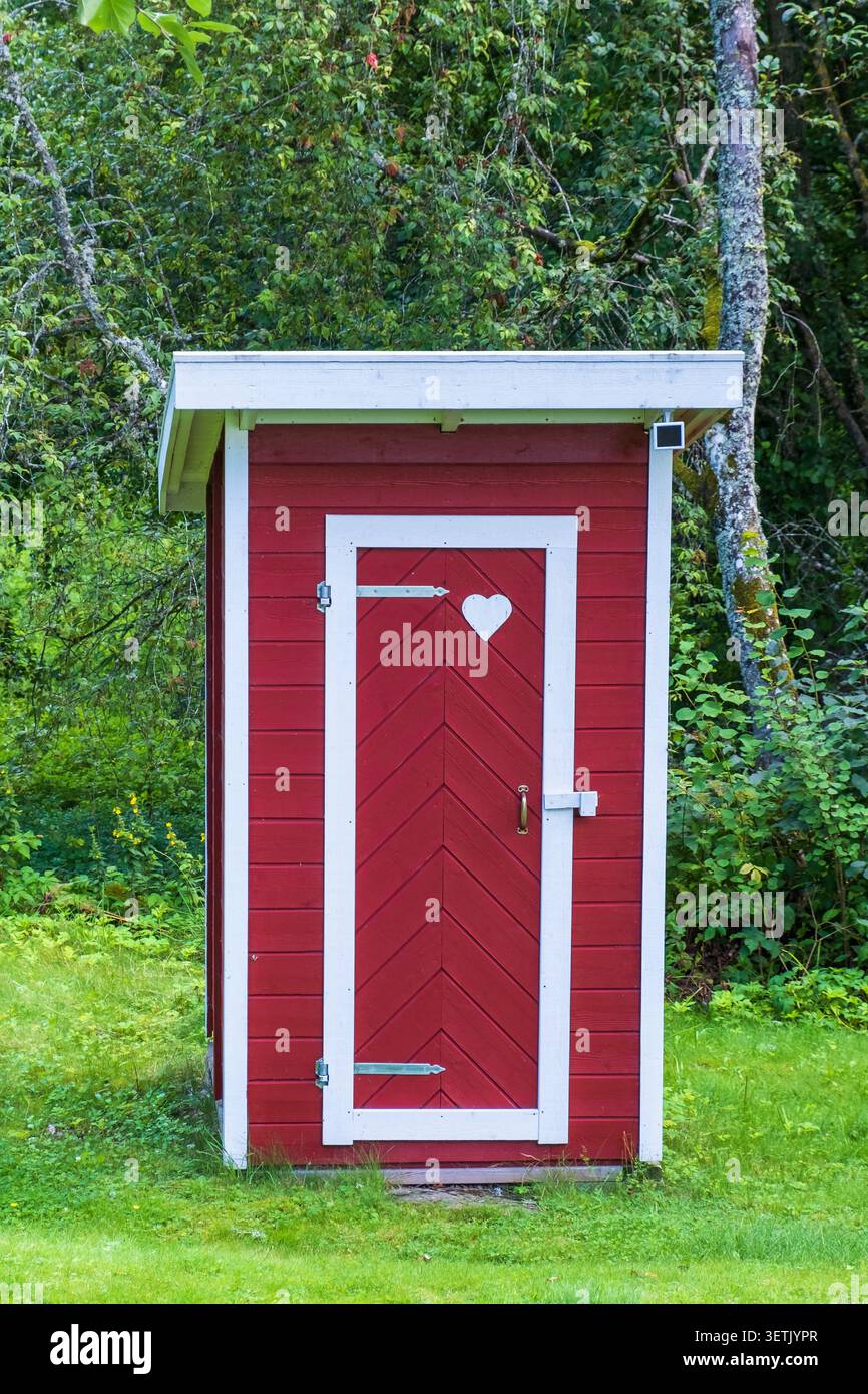 Attico con un cuore sulla porta Foto Stock