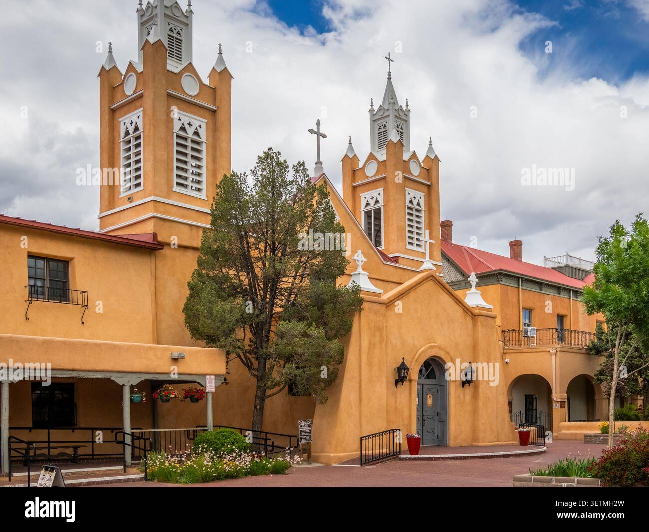 La chiesa di San Felipe de Neri si trova nel New Mexico State Register of Cultural Properties e nel National Register of Historic Places nella città vecchia di Albuque Foto Stock
