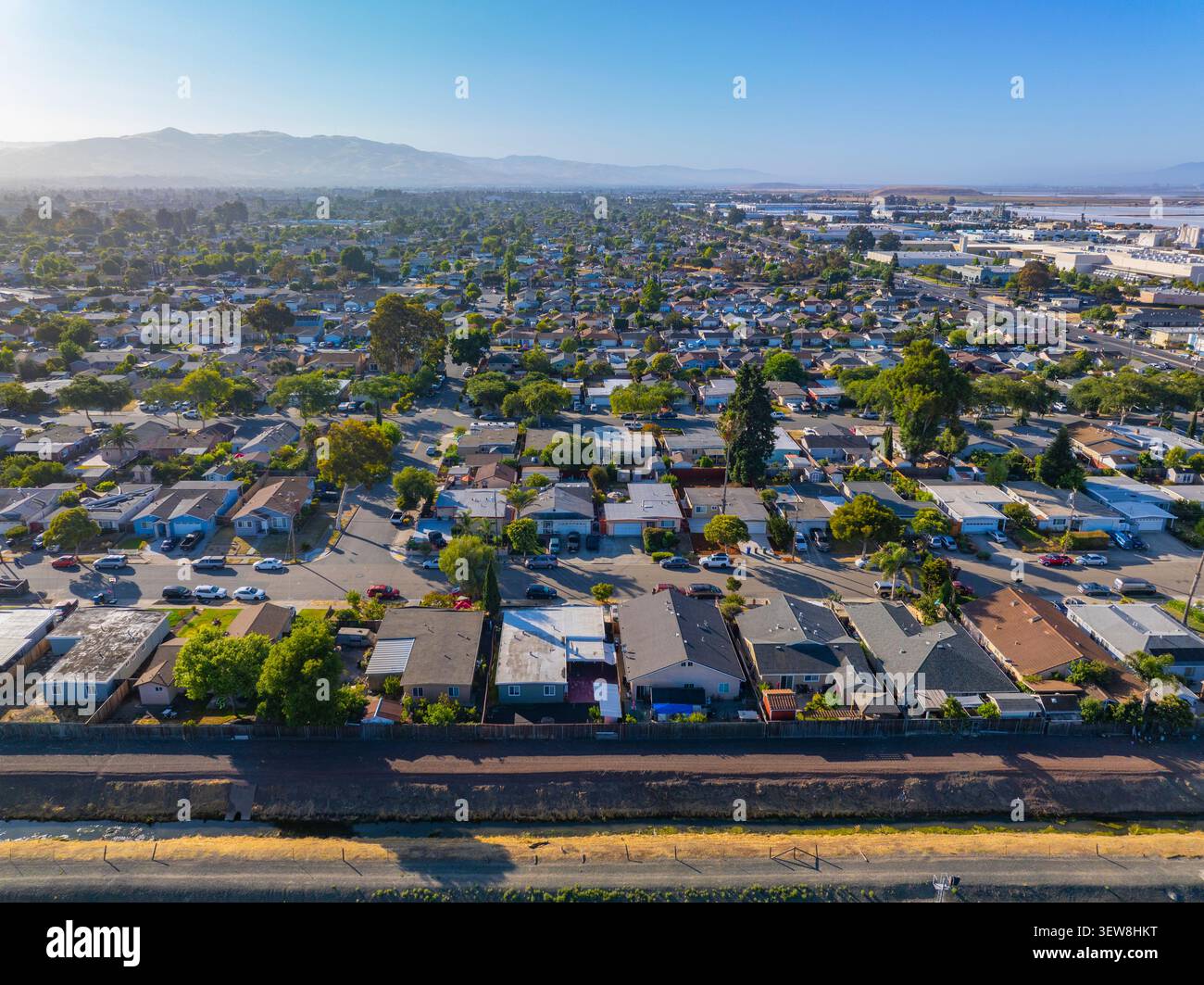 Vista aerea delle residenze storiche nel centro di Newark, California CA, Stati Uniti. Foto Stock
