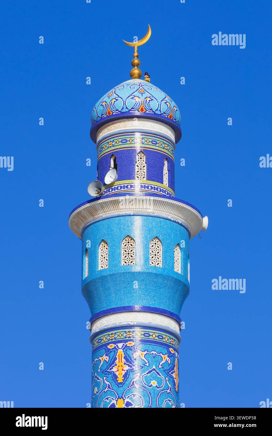 La moschea Al Lawati alla Corniche di Mutrah a Muscat, Oman Foto Stock