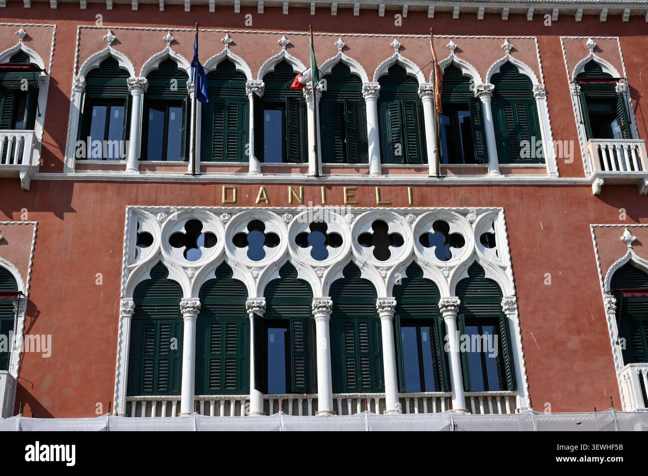 L'iconica facciata dell'hotel Danieli, Venezia, Italia. Foto Stock