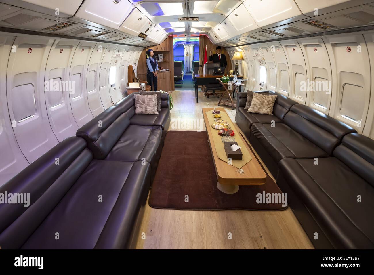 Boing 737.200, interni, ex macchina presidenziale, Joko Widodo, Museo di Angkut, Batu, Malang, Giava, Indonesia Foto Stock