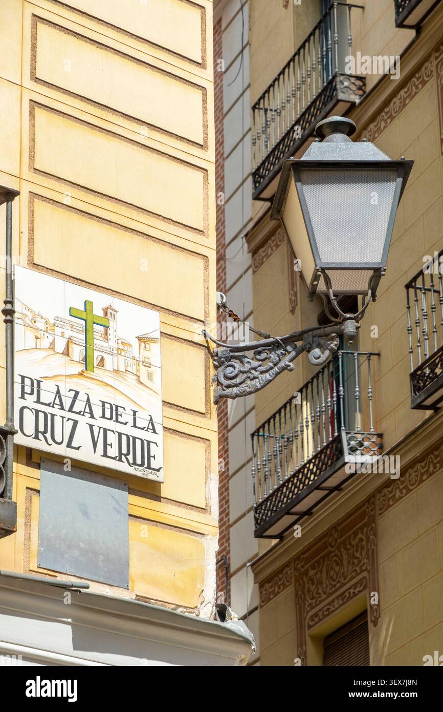 Spagna, Madrid, quartiere la Latina, Plaza de la Cruz Verde (Piazza della Croce Verde) Foto Stock