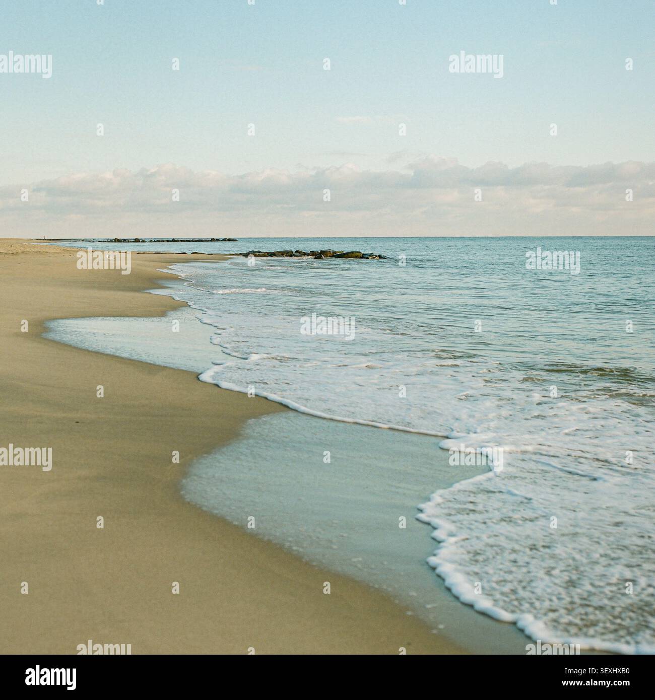 Scena di spiaggia all'alba Foto Stock