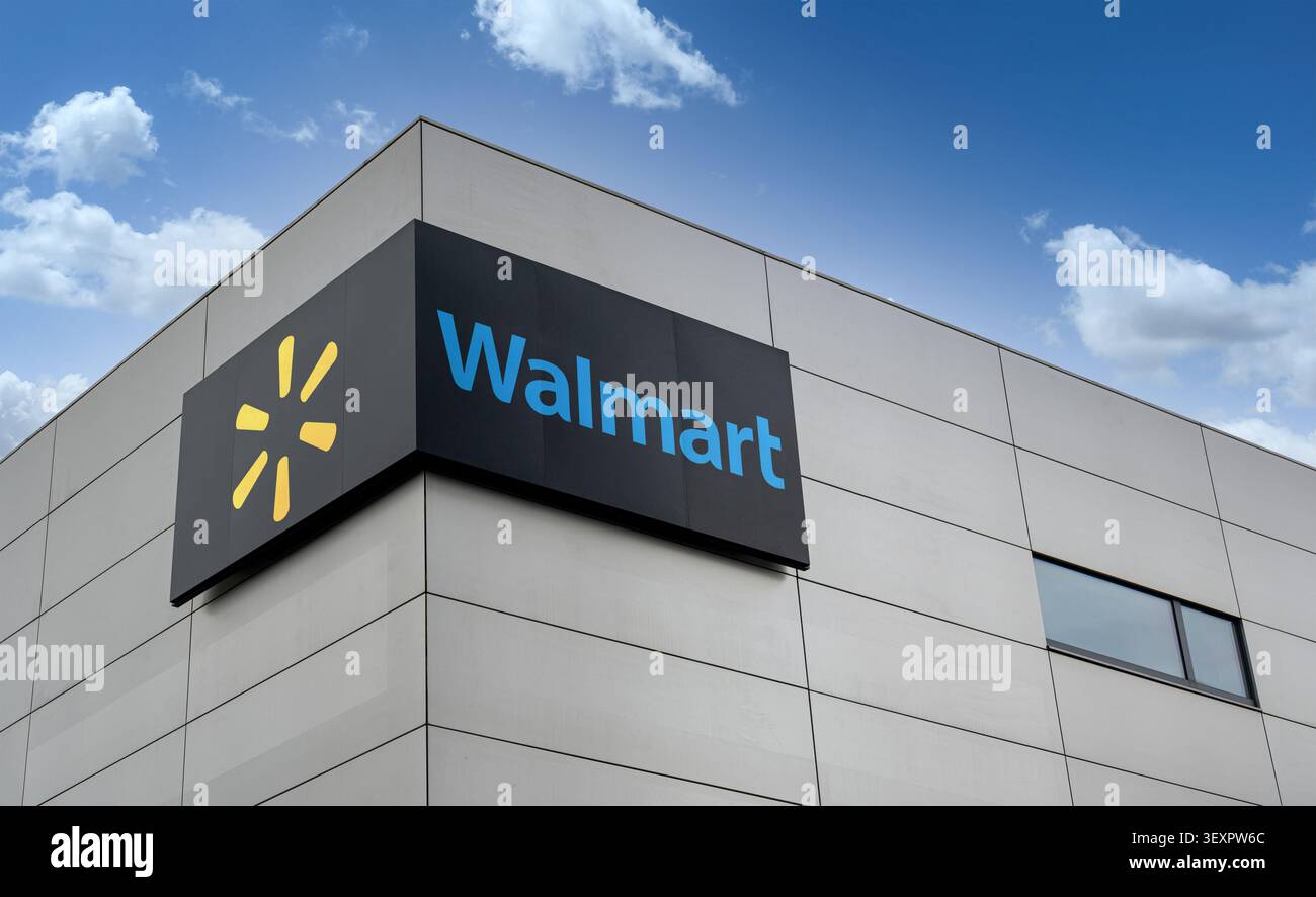 Walmart Retail Corporation una catena di ipermercati Foto Stock