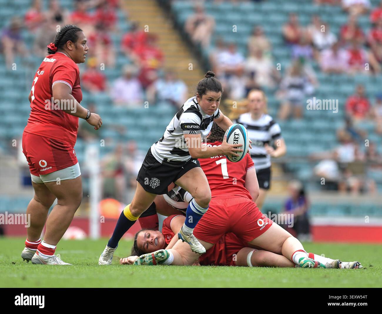 Barbarians Caity Mattinson durante la partita tra Barbarians Women e Wales Women all'Allianze Stadium di Londra Regno Unito il 27 giugno 2026, foto di Foto Stock