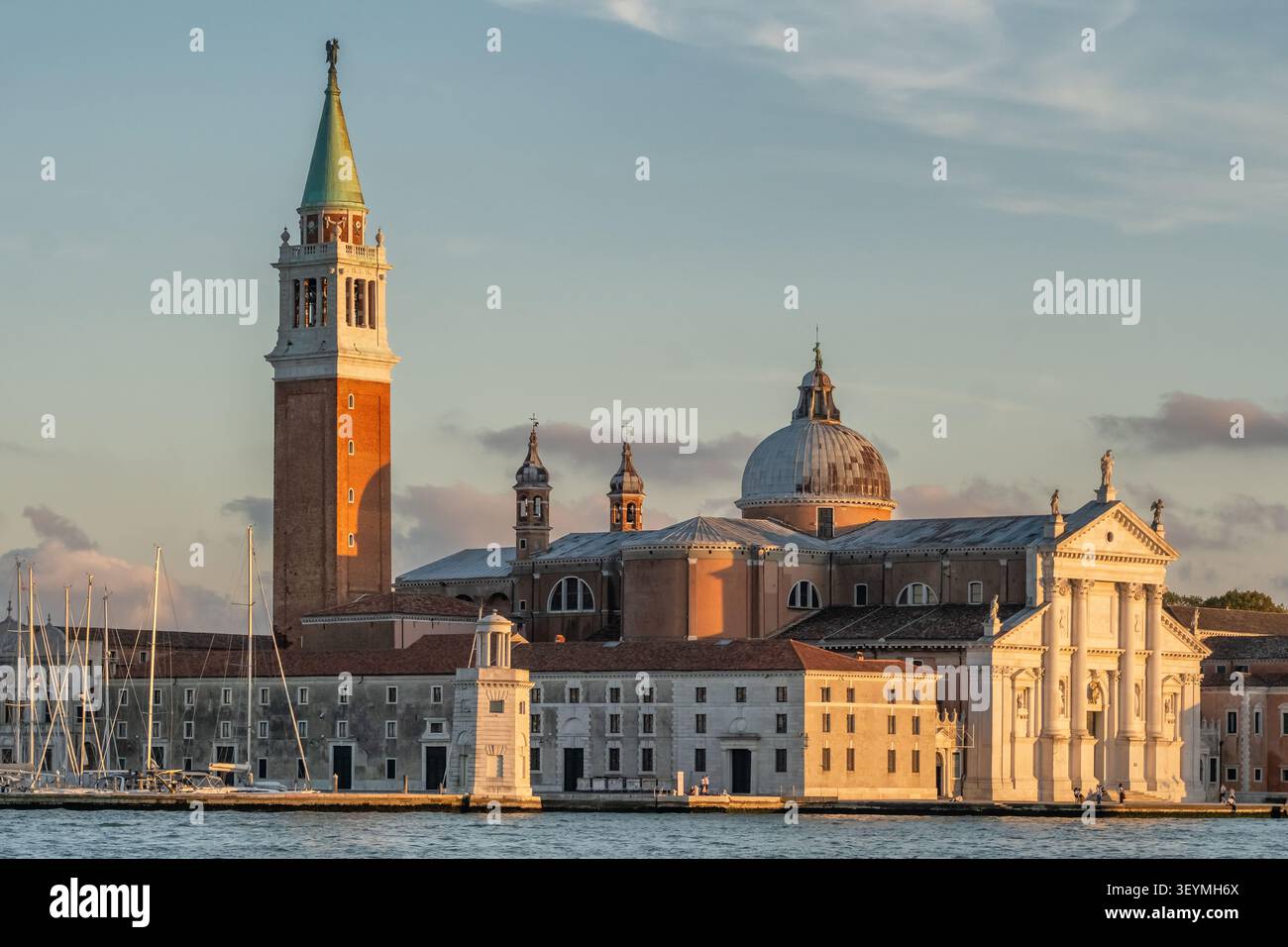Chiesa di San Giorgio maggiore al tramonto, Venezia, Italia Foto Stock