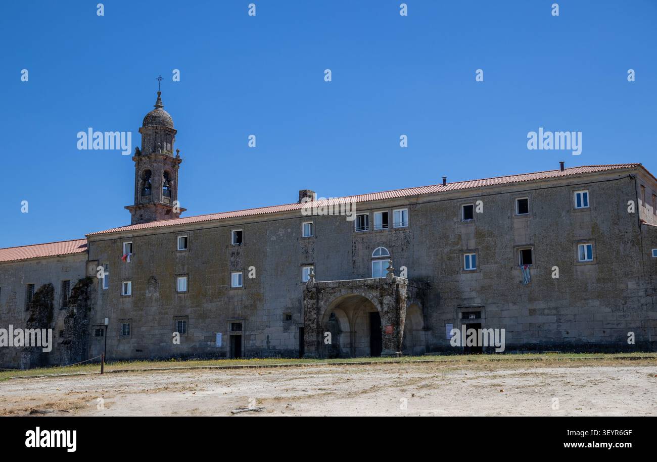 Architettura del monastero reale di Santa Clara e Campanile ad Allariz, Galizia, Spagna Foto Stock