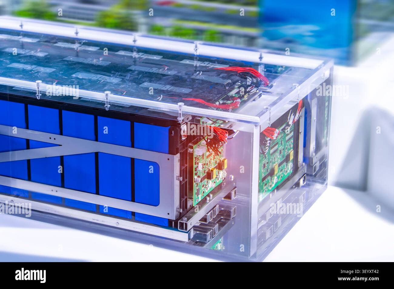 modulo pacco batterie al litio con bms disponibile per auto elettriche o centrale di stoccaggio Foto Stock