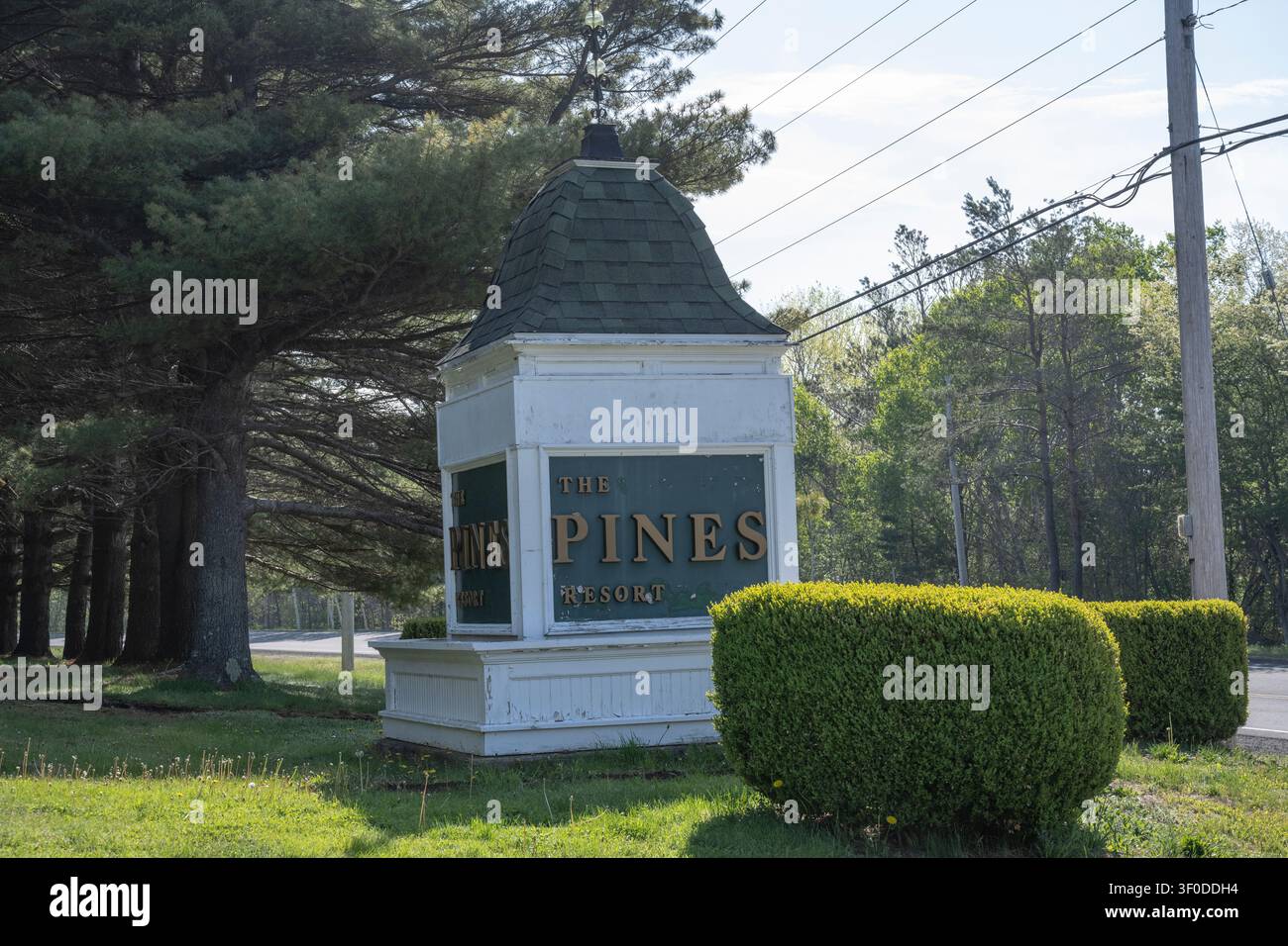 Insegna del Pines Resort al Digby Pines Golf Resort and Spa su Shore Road a Digby, Nuova Scozia, Canada Foto Stock
