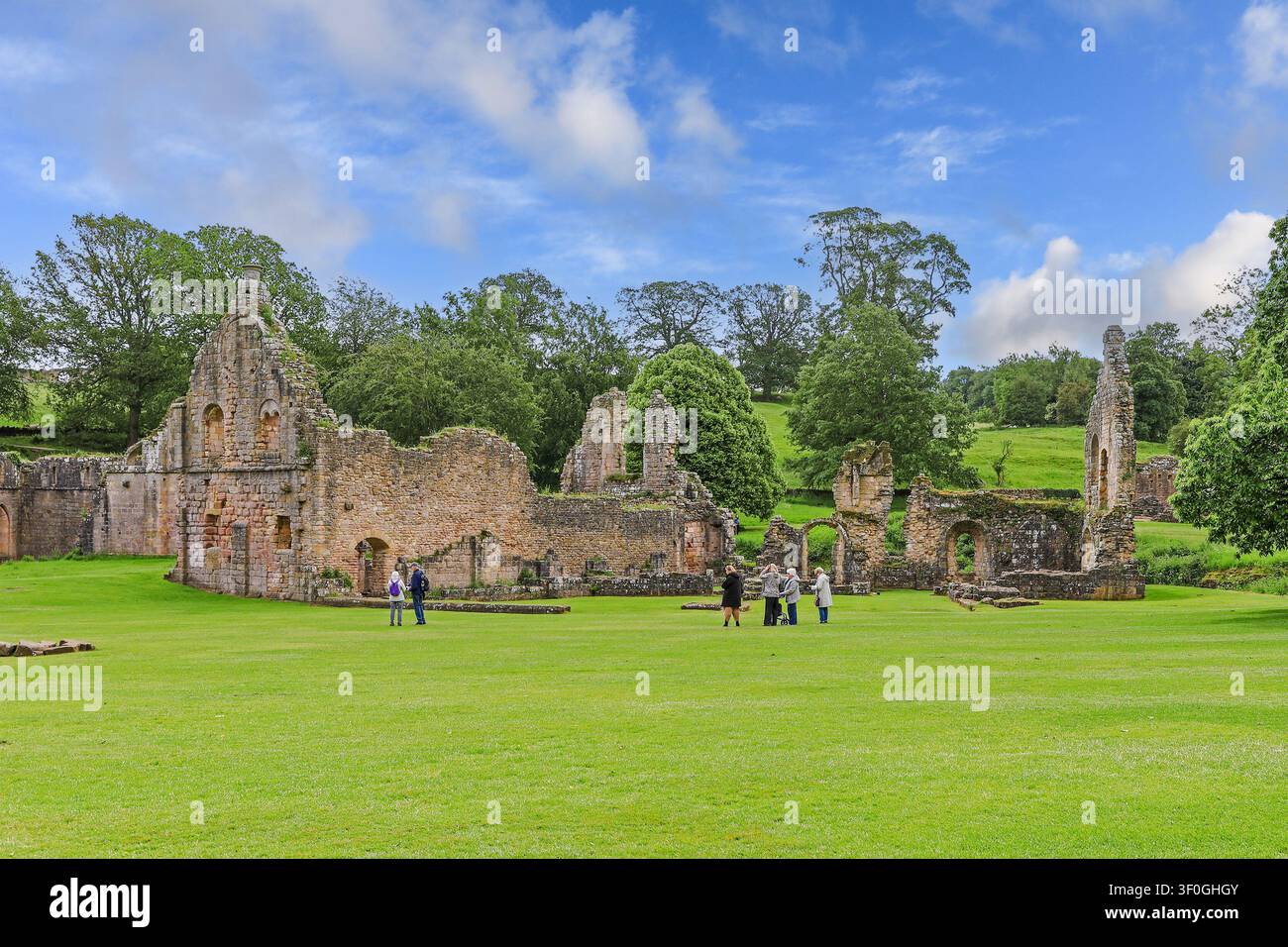 Il complesso degli ospiti o le case per gli ospiti a Fountains Abbey e Studley Royal, Ripon, North Yorkshire, Inghilterra, Regno Unito Foto Stock
