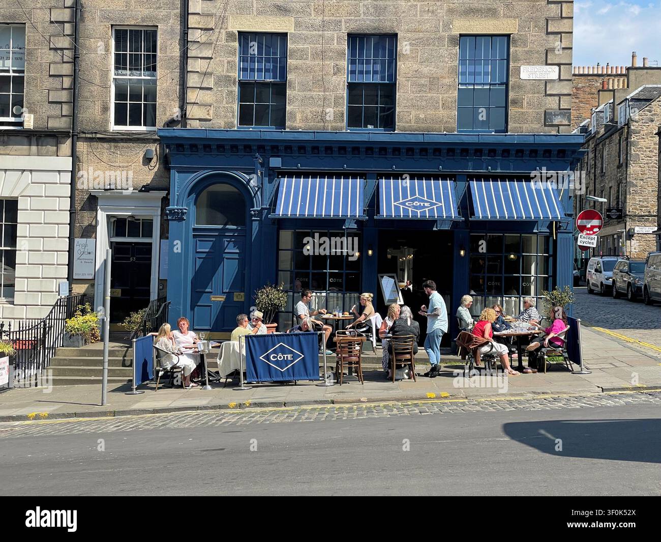 Ristorante Côte, Frederick Street, Edimburgo, Scozia - Immagine stock catturata con smartphone