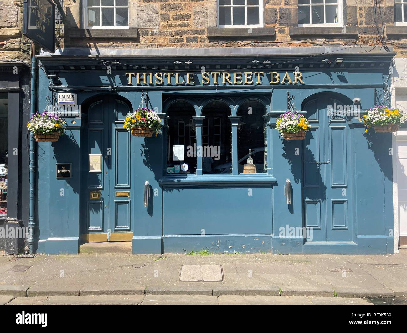 Bar di Thistle Street, Thistle Street, Edimburgo Scozia - Immagine stock catturata con smartphone