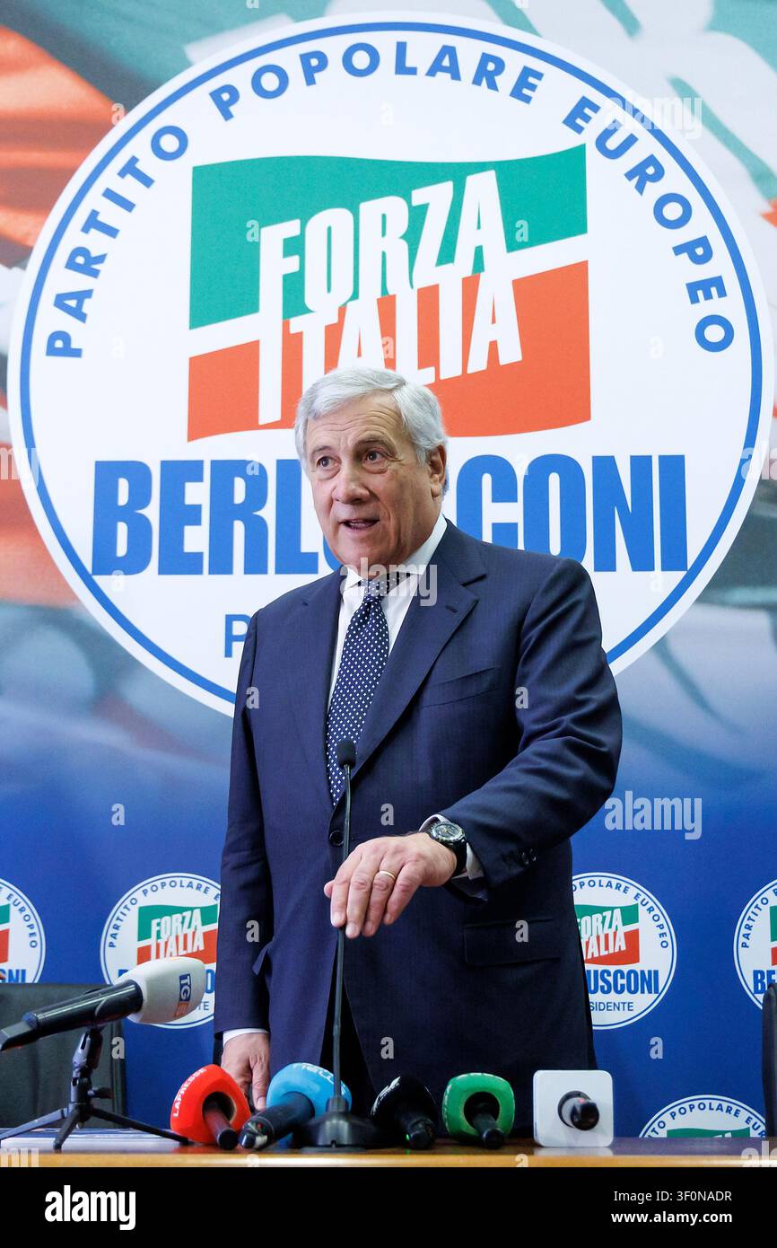 Roma, Italia. 09 luglio 2026. Il segretario di Forza Italia Antonio Tajani durante la presentazione della campagna per le adesioni 2026, Roma, Giovedì 9 Luglio 2026 (Foto Roberto Monaldo/LaPresse) Segretario del partito Forza Italia Antonio Tajani durante la presentazione della campagna di adesioni 2026, Roma, Giovedì 9 Luglio 2026 (Foto di Roberto Monaldo/LaPresse) Credit: LaPresse/Alamy Live News Foto Stock