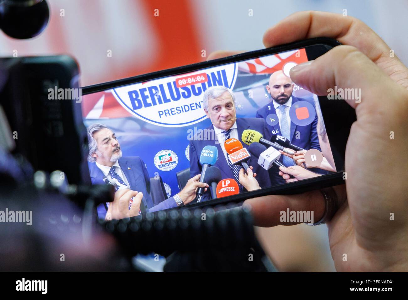 Roma, Italia. 09 luglio 2026. Il segretario di Forza Italia Antonio Tajani durante la presentazione della campagna per le adesioni 2026, Roma, Giovedì 9 Luglio 2026 (Foto Roberto Monaldo/LaPresse) Segretario del partito Forza Italia Antonio Tajani durante la presentazione della campagna di adesioni 2026, Roma, Giovedì 9 Luglio 2026 (Foto di Roberto Monaldo/LaPresse) Credit: LaPresse/Alamy Live News Foto Stock