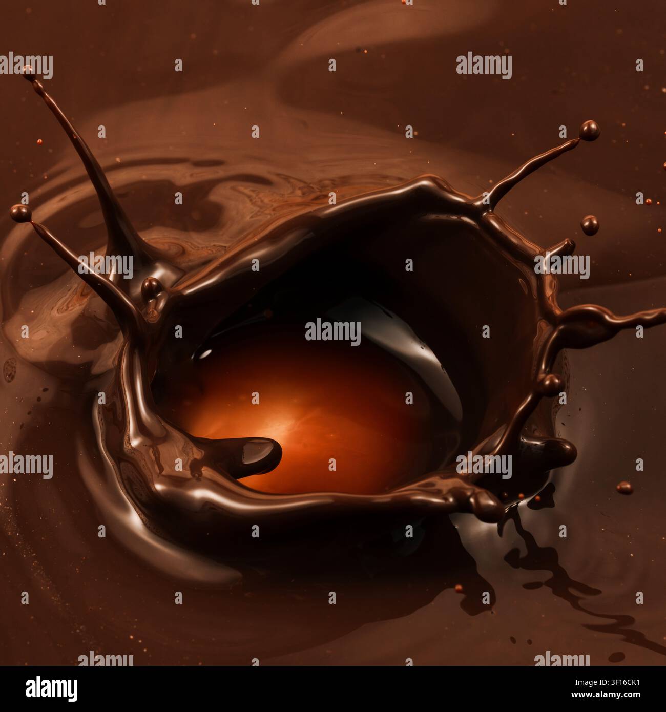 Composizione quadrata con corona a spruzzo di cioccolato, cioccolato fondente liquido e texture lucida Foto Stock