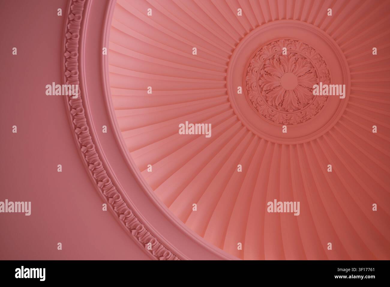 Modanature ruvide su un soffitto rosa vintage Foto Stock
