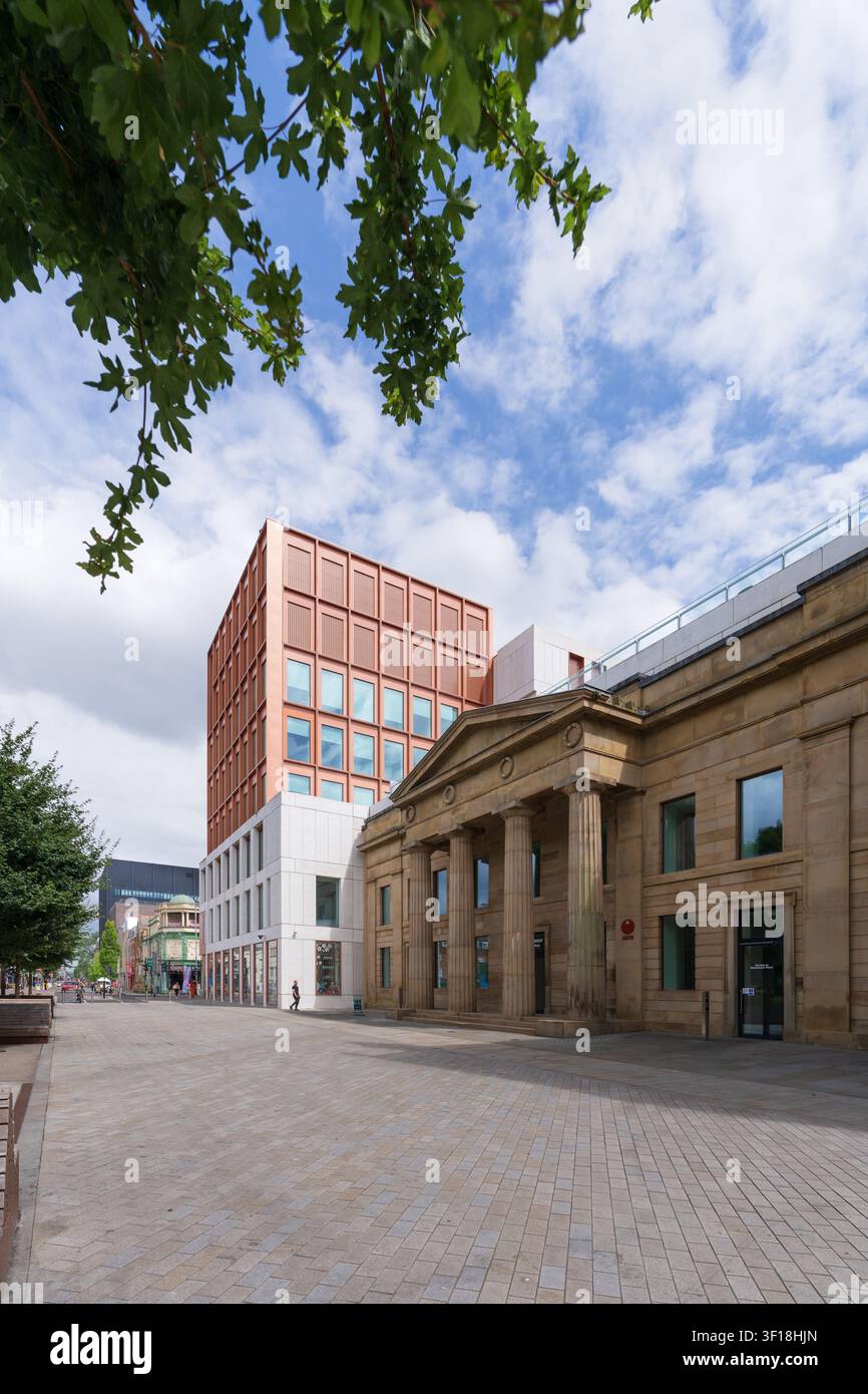 Manchester, Inghilterra, Regno Unito - Edificio per Arti e Scienze Umane della Manchester Metropolitan University di Allies & Morrison Foto Stock
