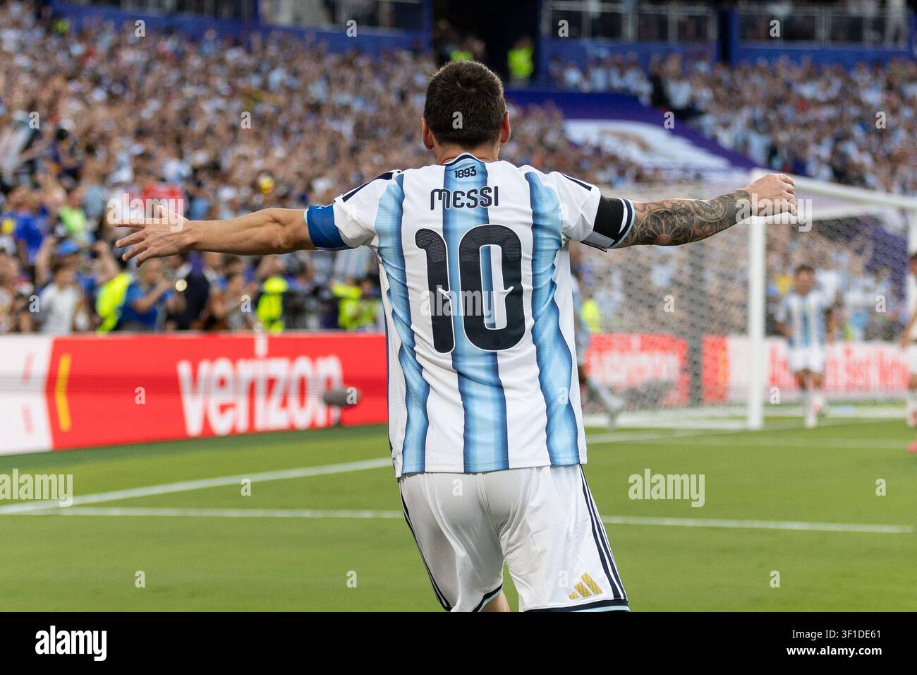 KANSAS CITY, TEXAS - 11 GIUGNO: Lionel Messi durante la partita degli ottavi di finale della FIFA World Cup 2026 tra Argentina e Svizzera allo Kansas Stadium a luglio Foto Stock