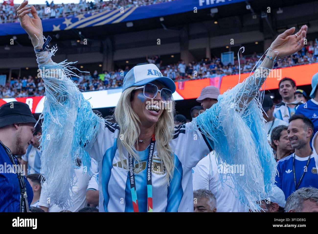 KANSAS CITY, TEXAS - 11 GIUGNO: Tifoso durante la partita degli ottavi di finale della Coppa del Mondo FIFA 2026 tra Argentina e Svizzera allo stadio Kansas l'11 luglio 2026 Foto Stock